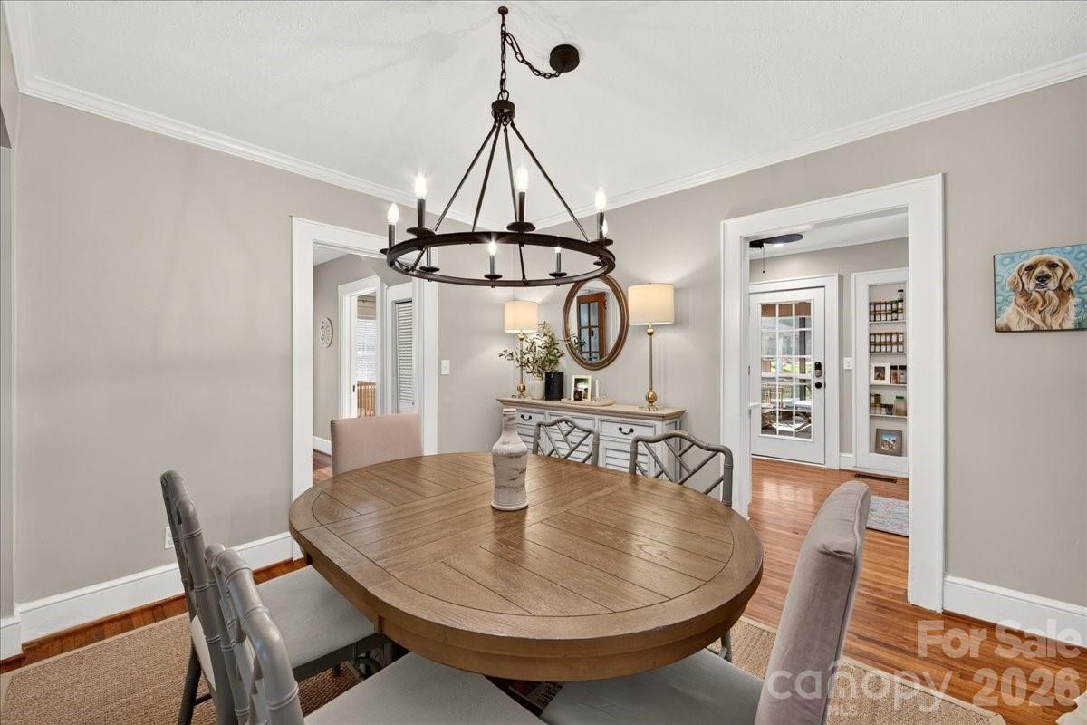 1717 Nassau Boulevard — Charlotte