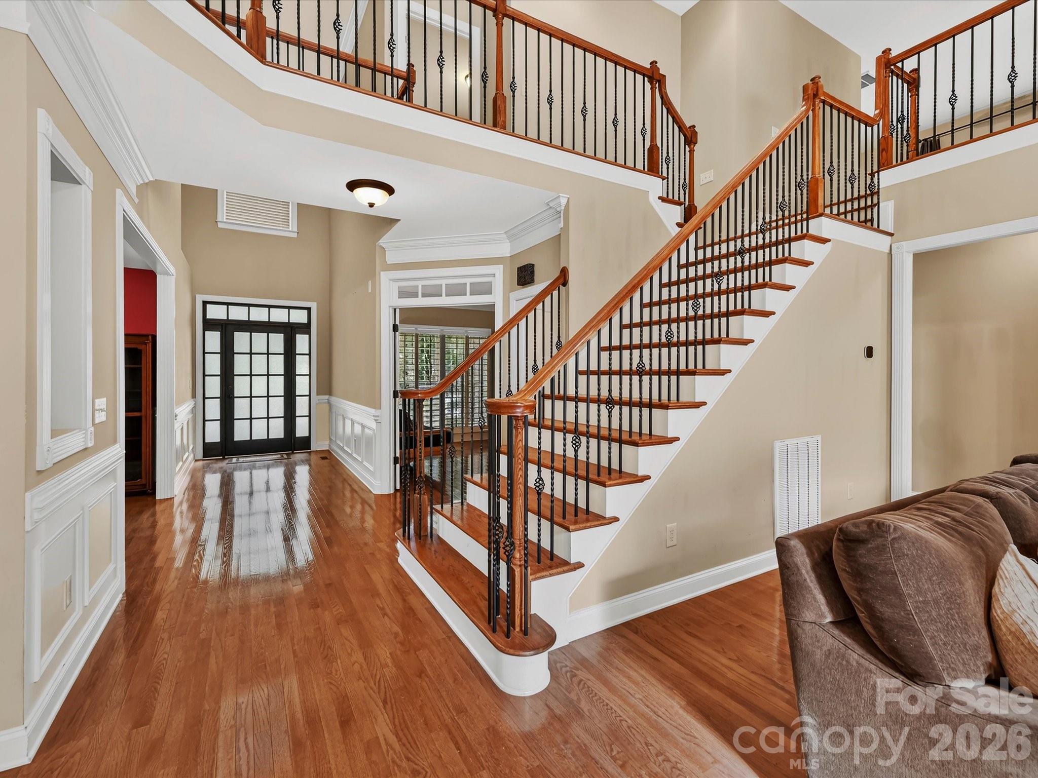 11203 Warfield Avenue — Huntersville