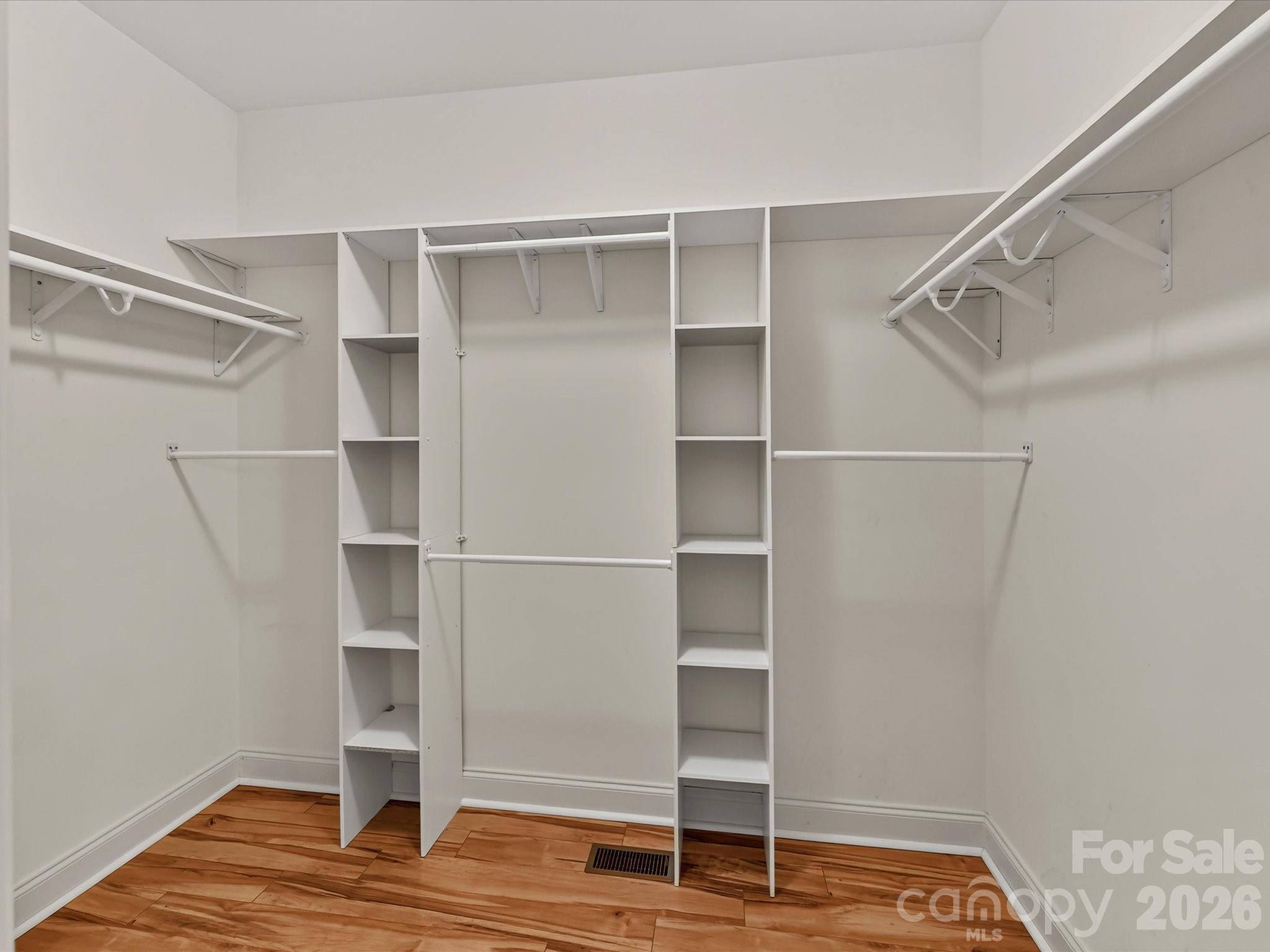 11203 Warfield Avenue — Huntersville