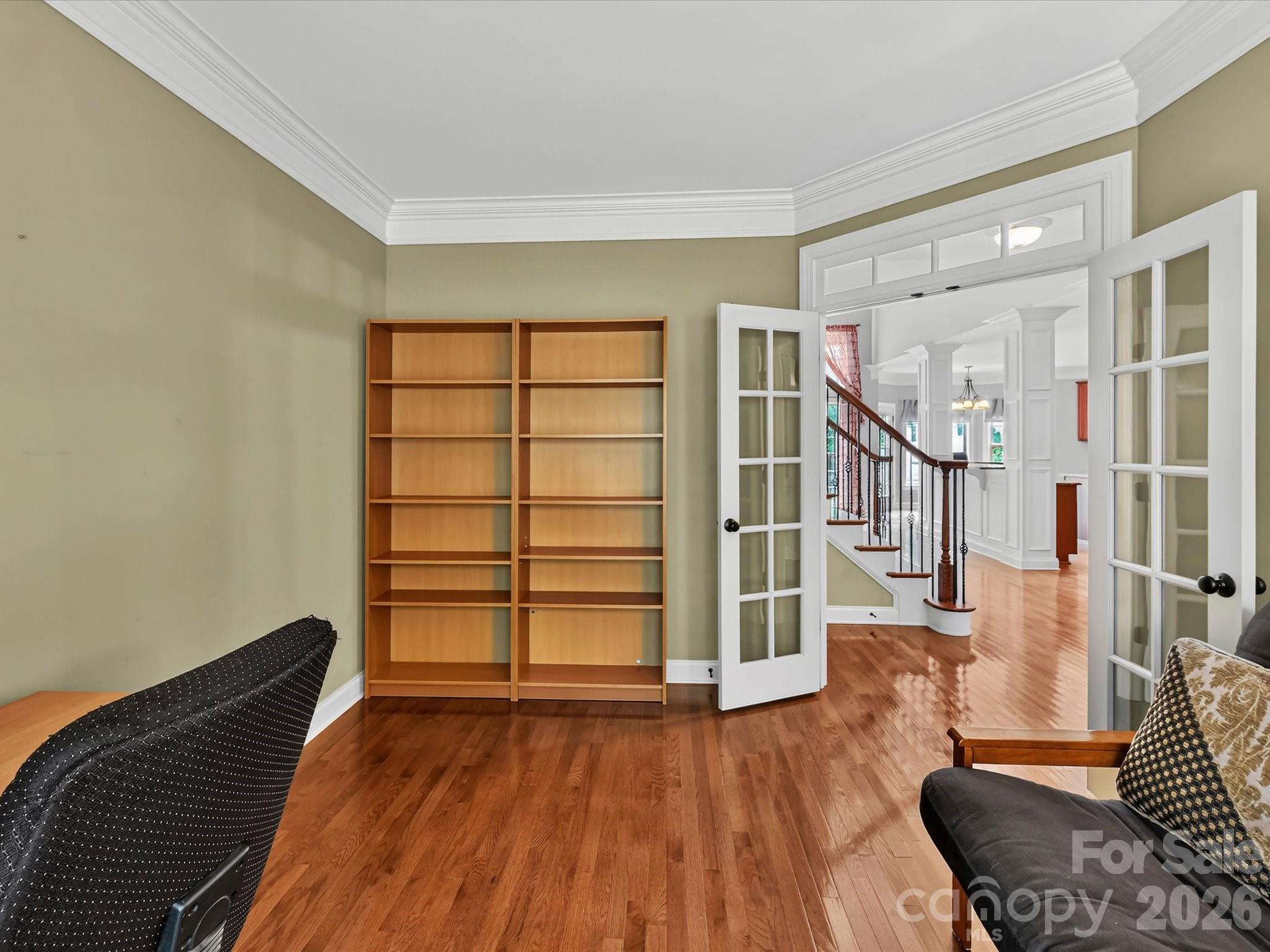 11203 Warfield Avenue — Huntersville