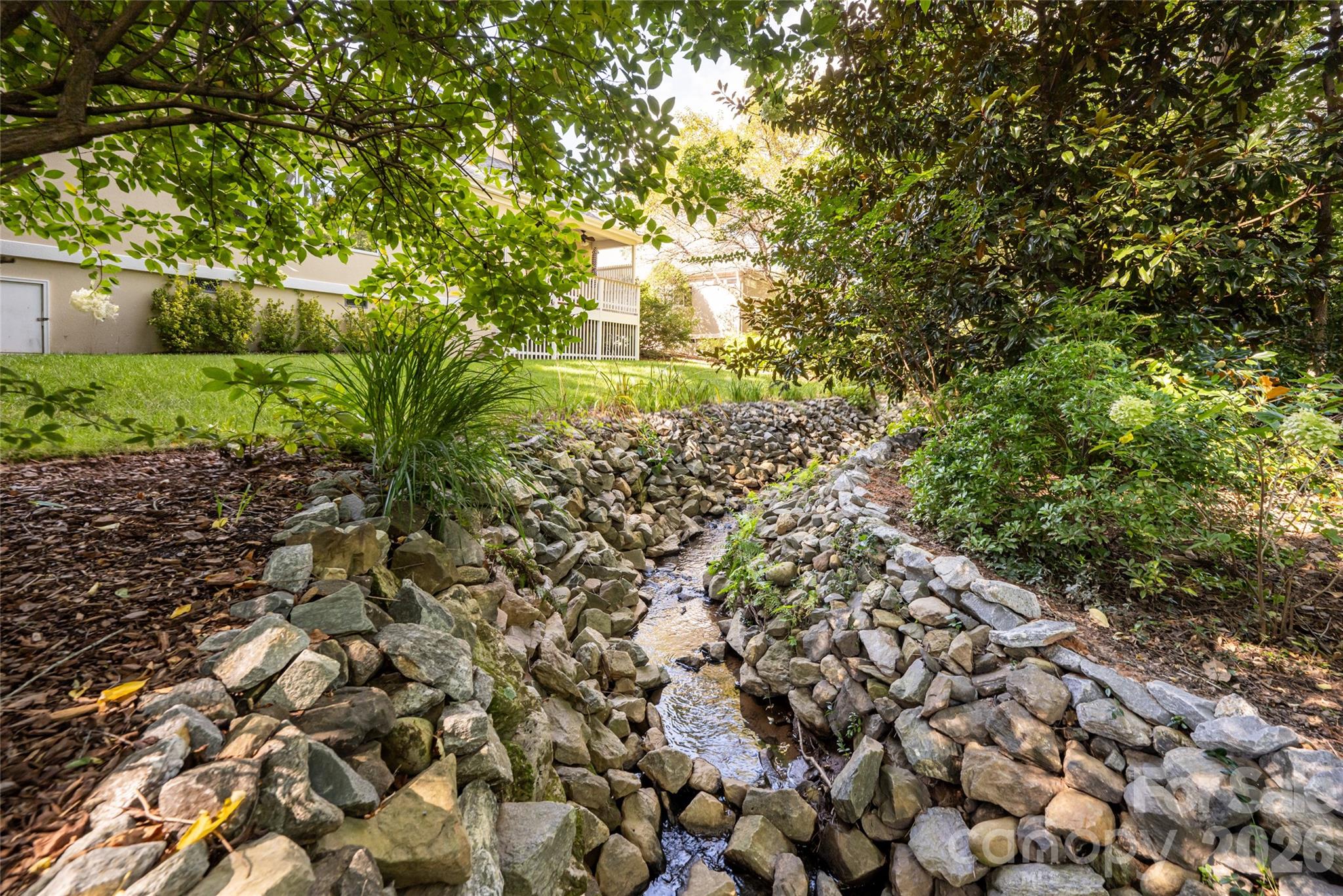8 Clovelly Way — Asheville
