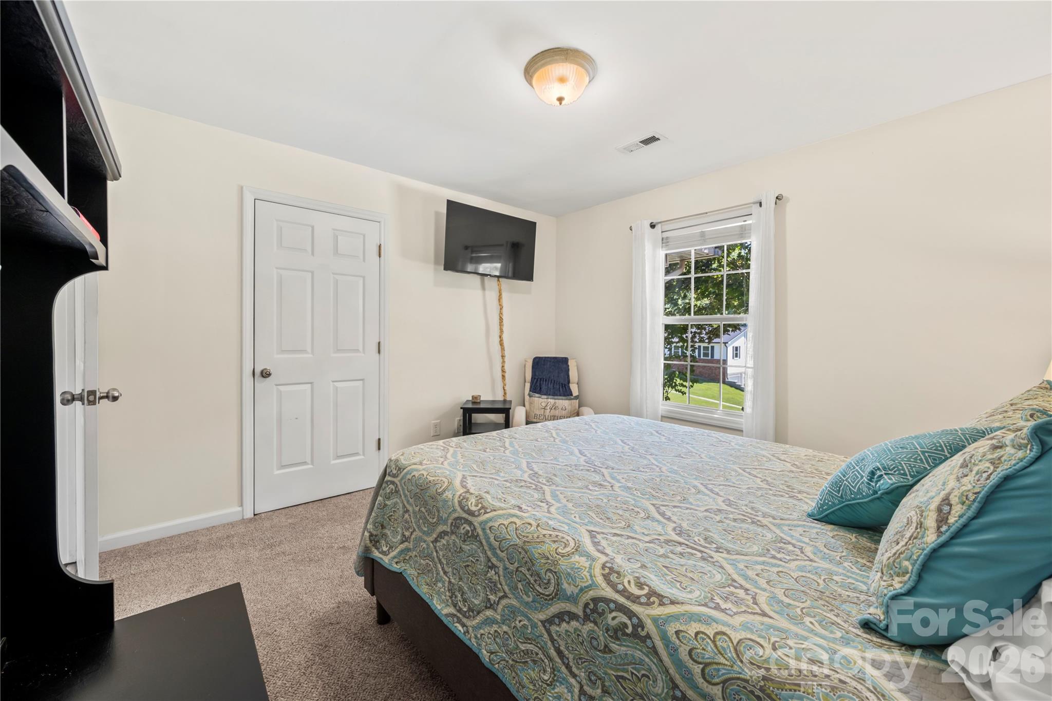 12 Sydney Lane — Asheville