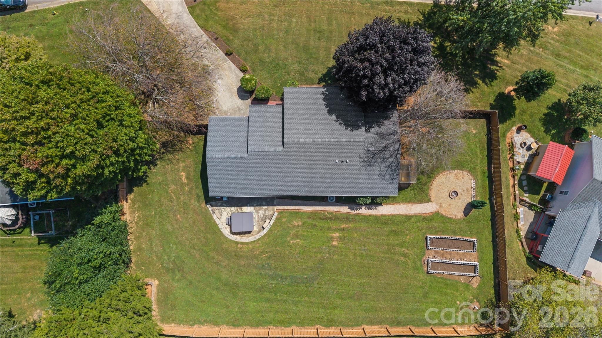 12 Sydney Lane — Asheville