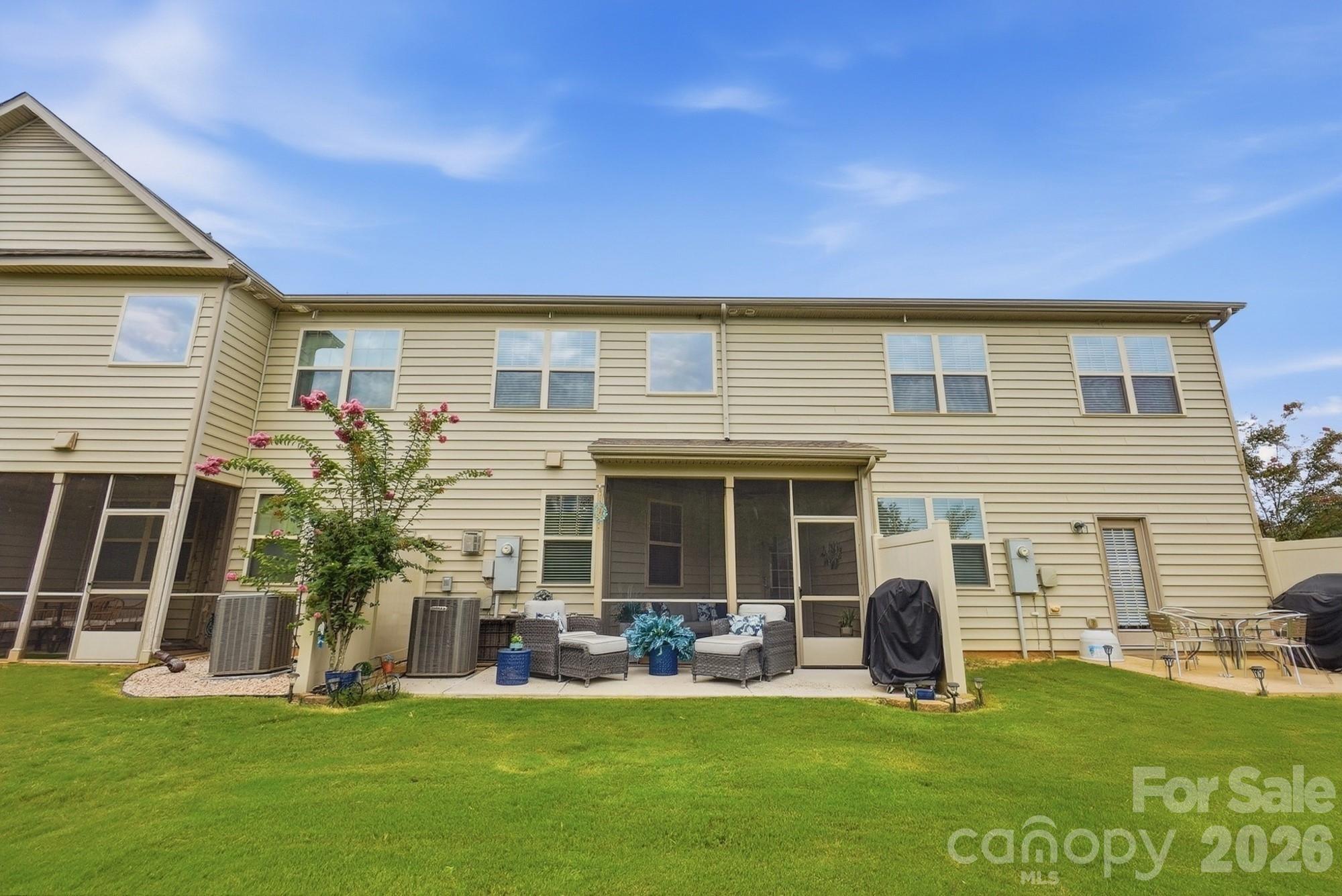 509 Common Raven Court — Fort Mill