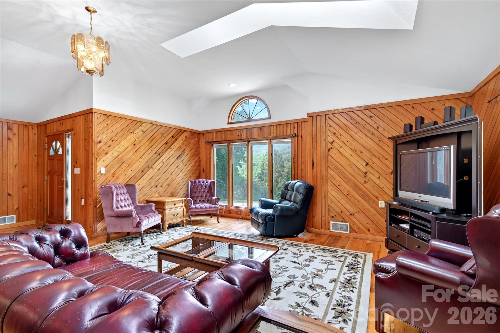 108 Shenandoah Drive — Burnsville
