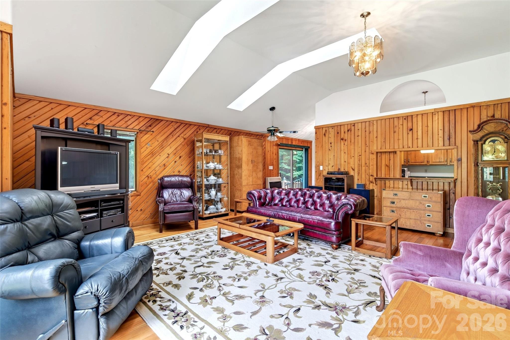 108 Shenandoah Drive — Burnsville