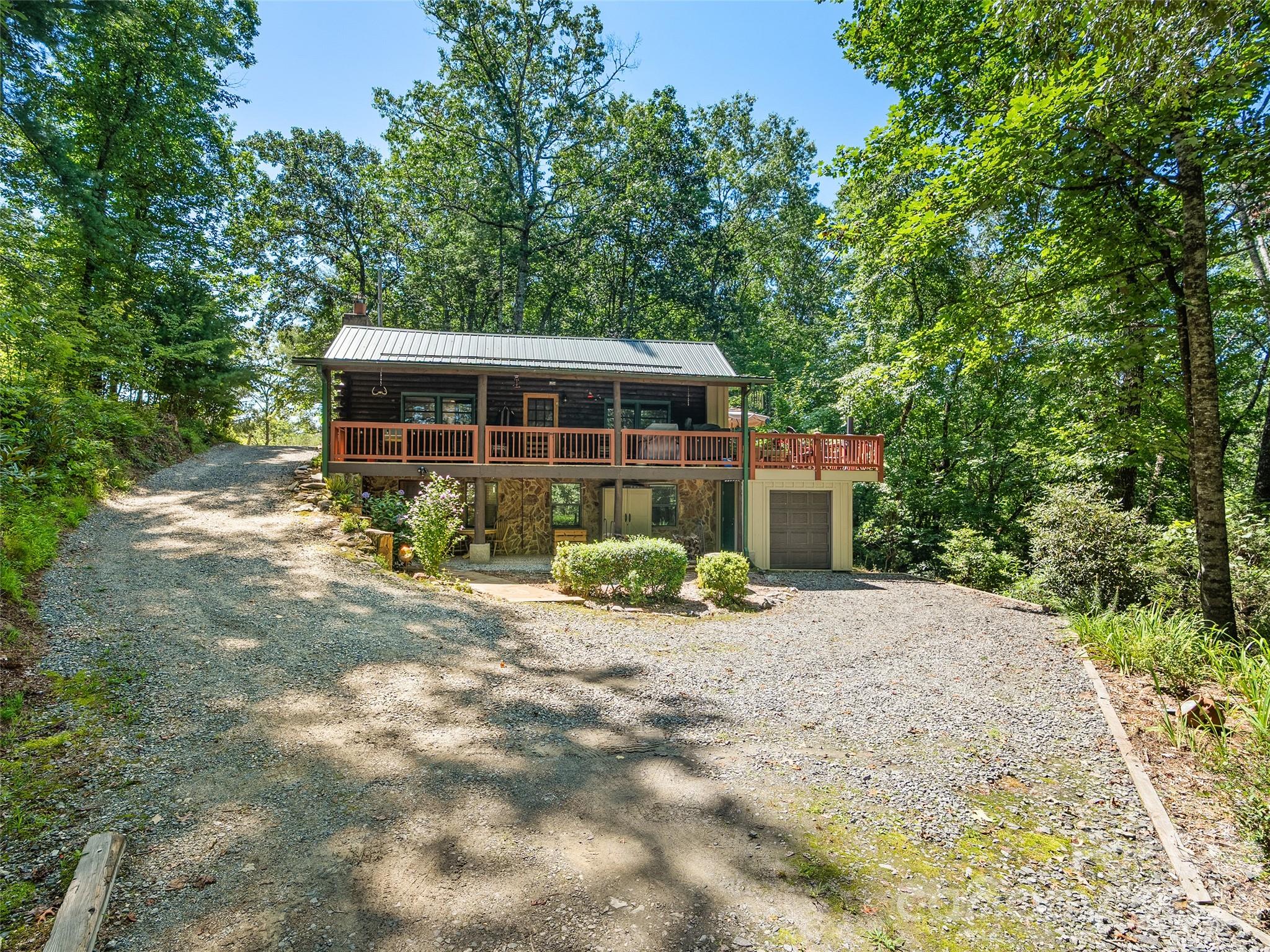 185 Rainbow Lake Drive — Brevard