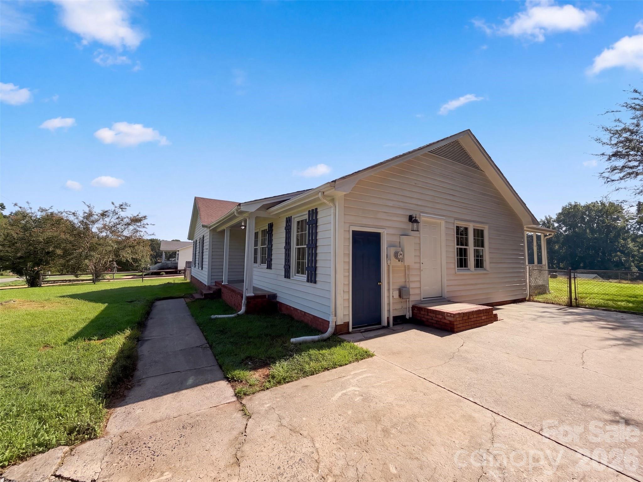 4202 Wrentree Drive — Dallas