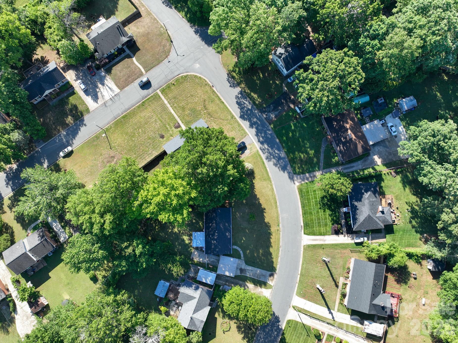 4131 Woodgreen Terrace — Charlotte