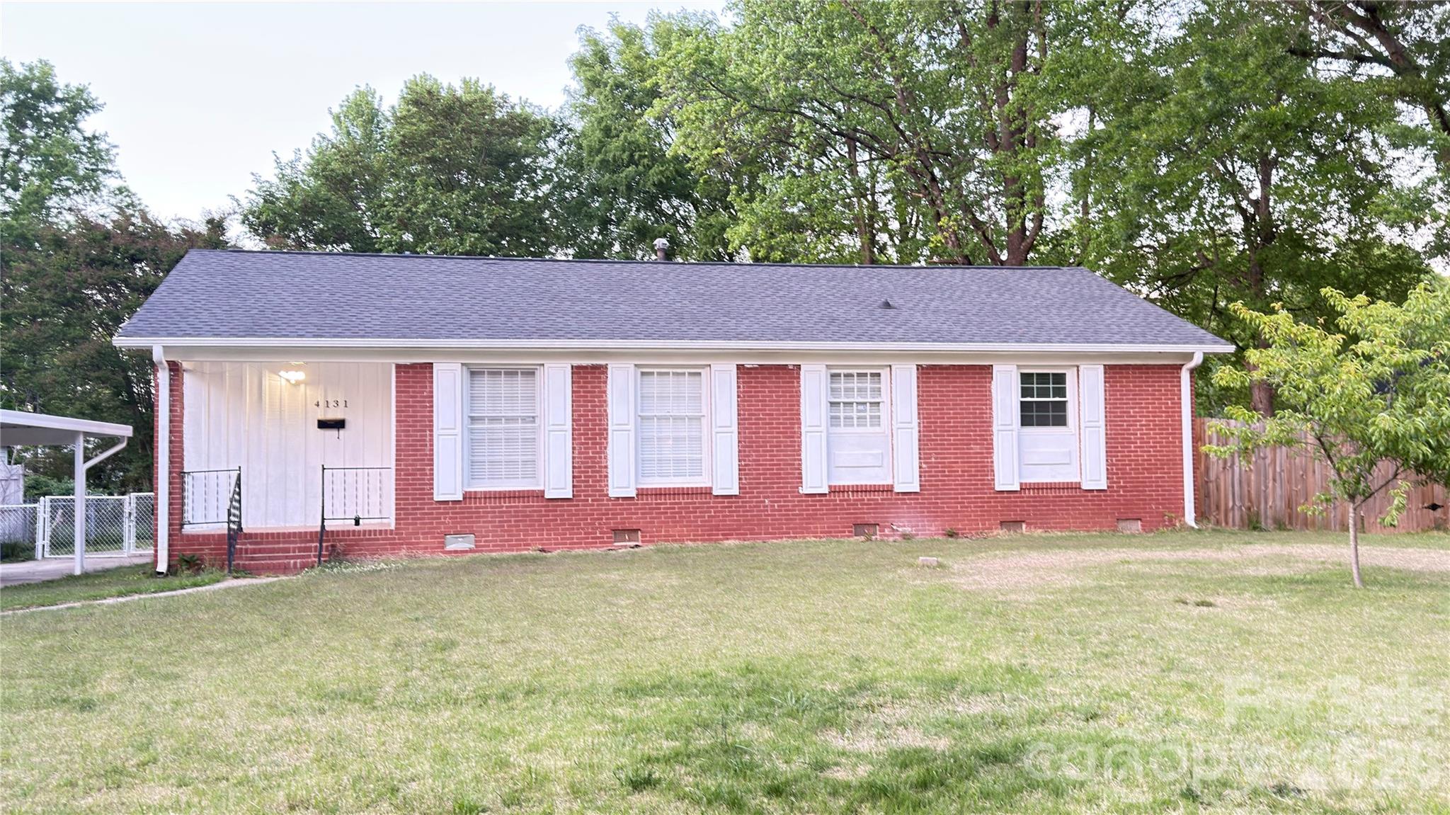 4131 Woodgreen Terrace — Charlotte
