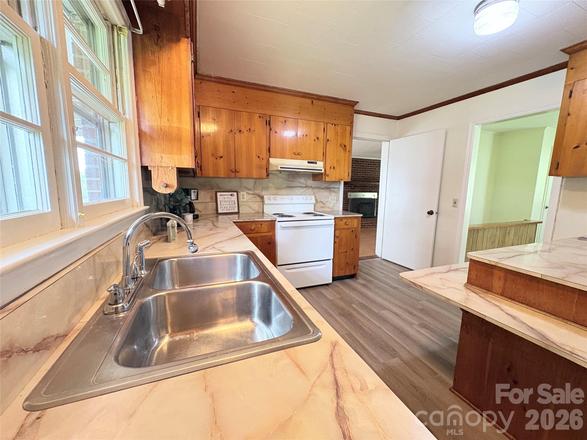 30 Cypress Road — Marion