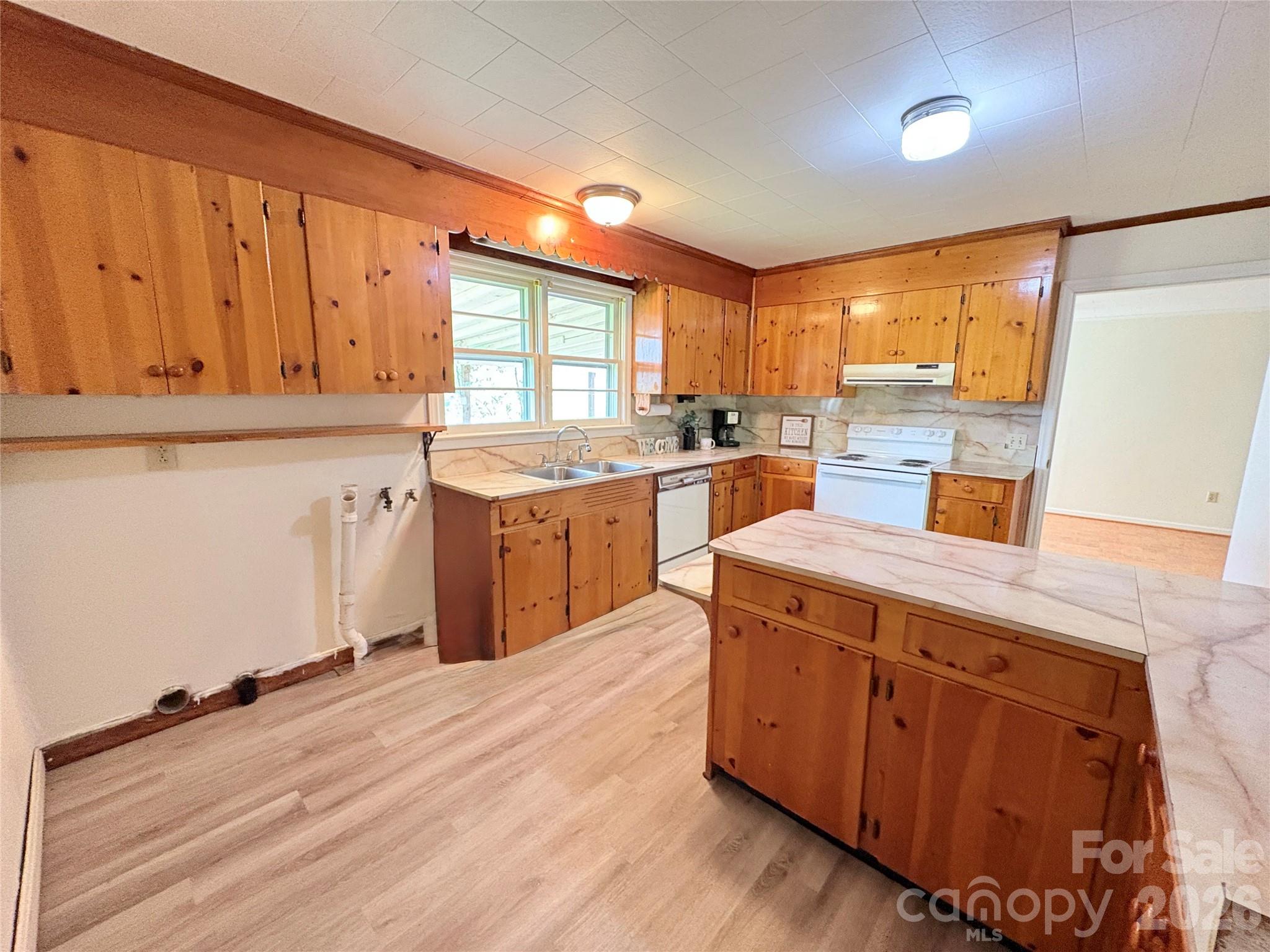 30 Cypress Road — Marion
