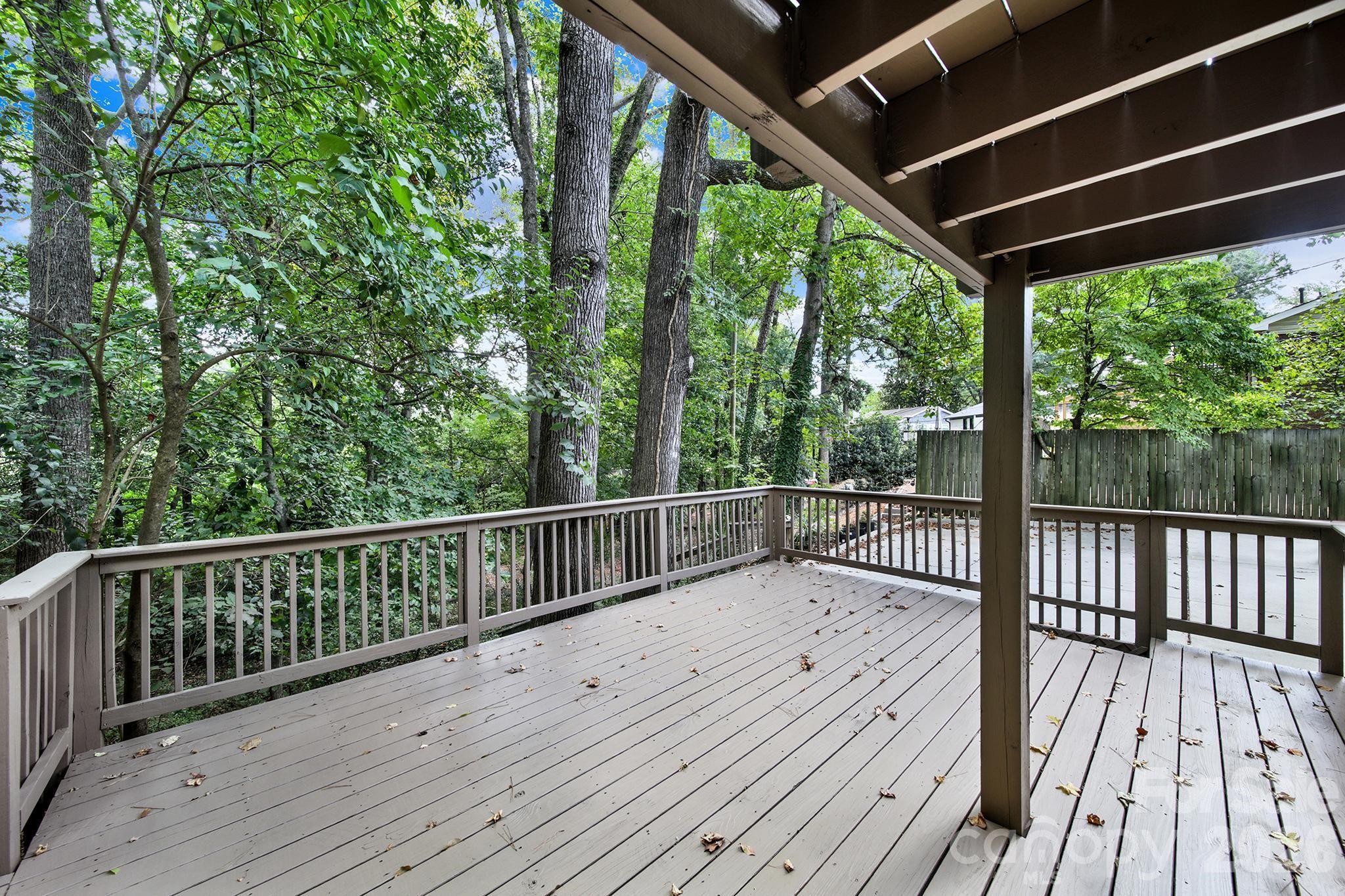 7439 Watercrest Road — Charlotte