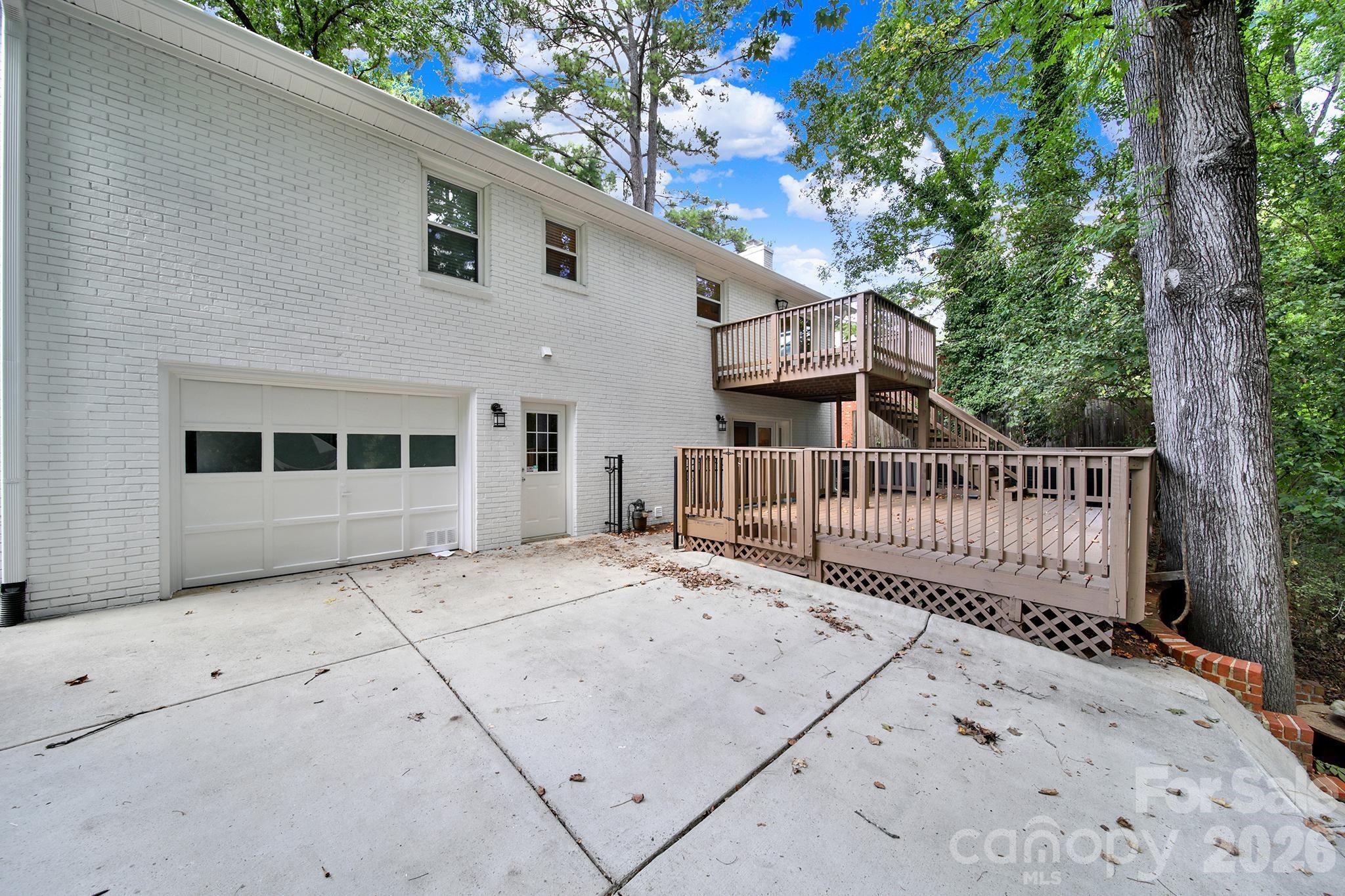7439 Watercrest Road — Charlotte