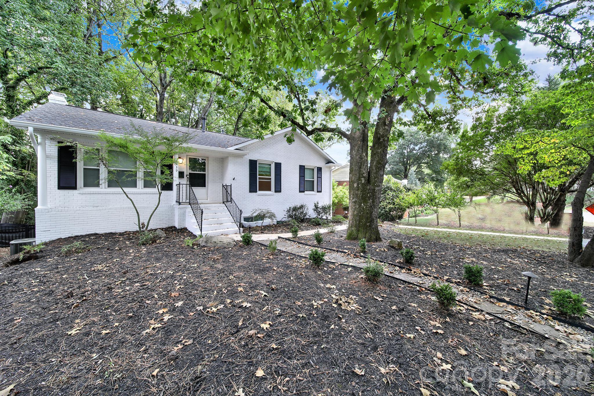 7439 Watercrest Road — Charlotte