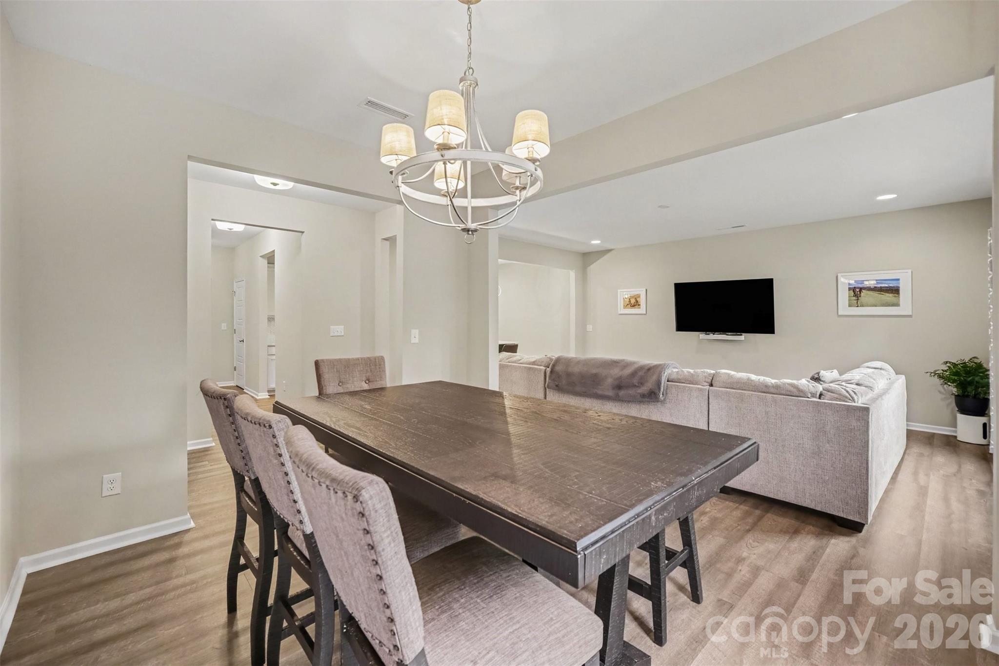 1138 Streamside Lane — York