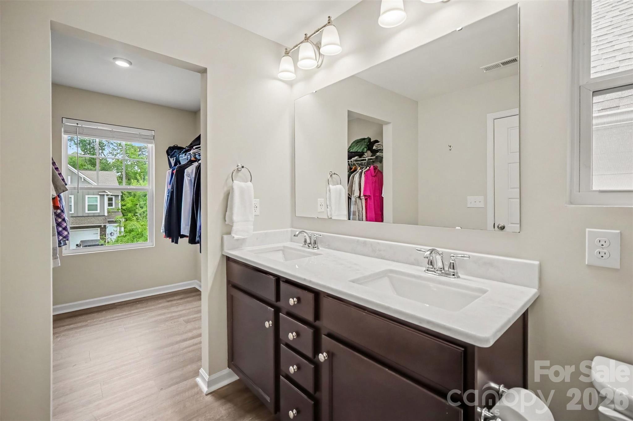 1138 Streamside Lane — York