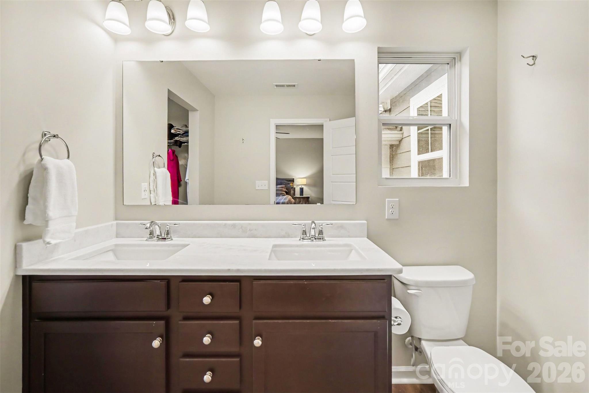 1138 Streamside Lane — York