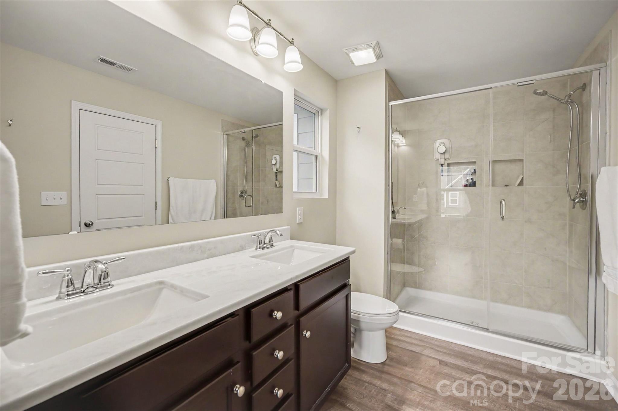 1138 Streamside Lane — York