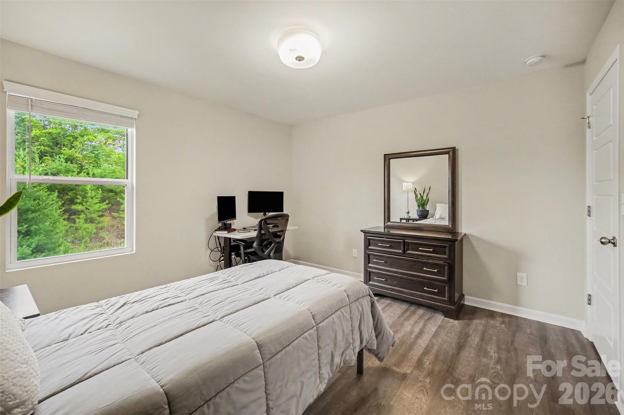 1138 Streamside Lane — York