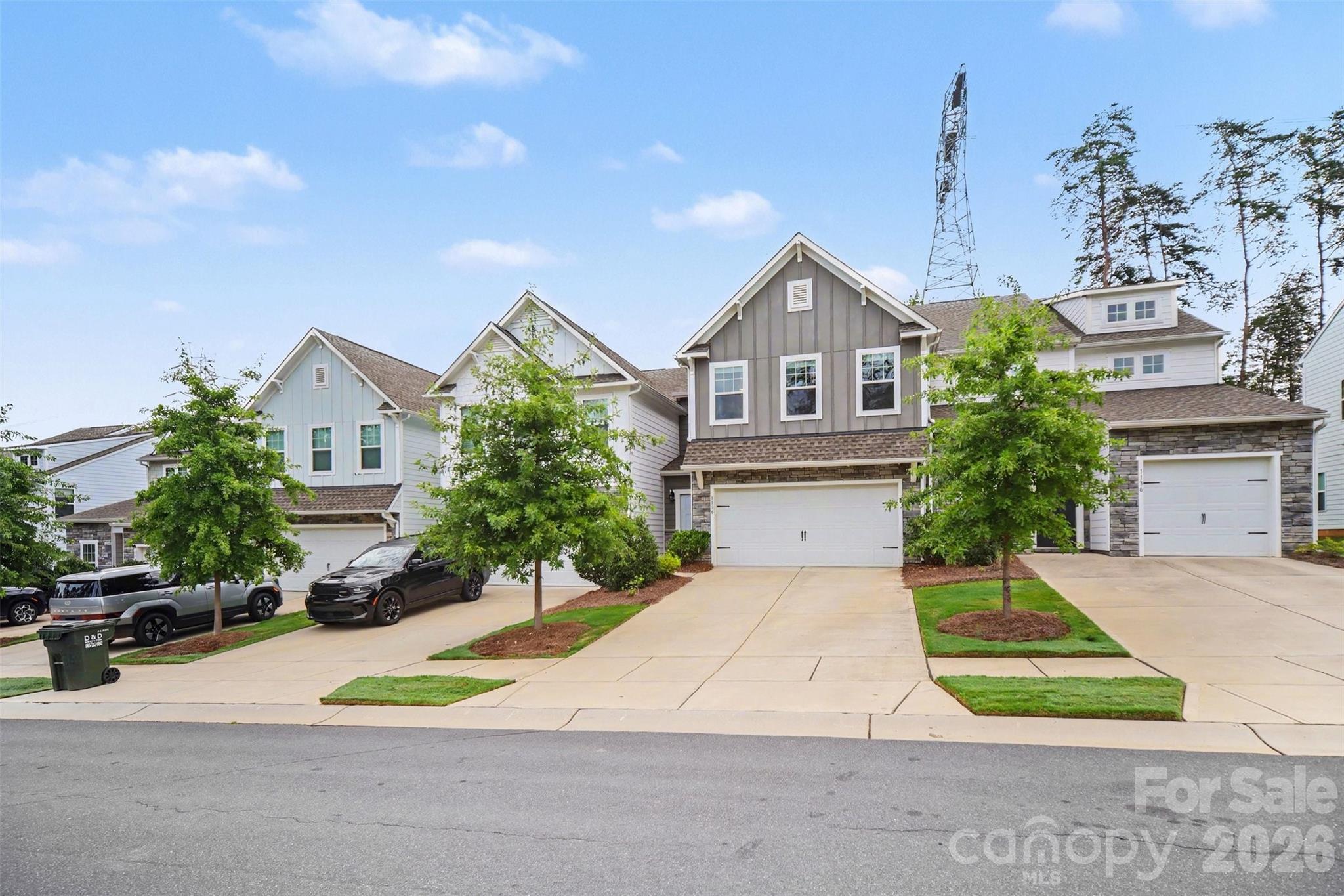 1138 Streamside Lane — York