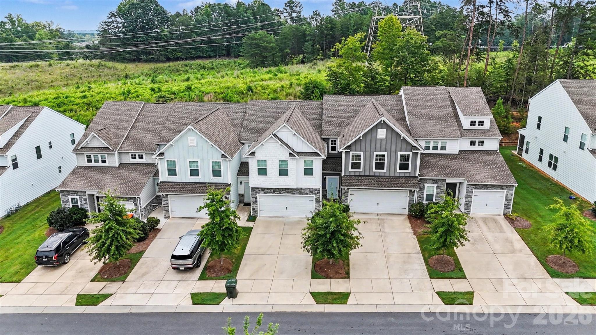 1138 Streamside Lane — York