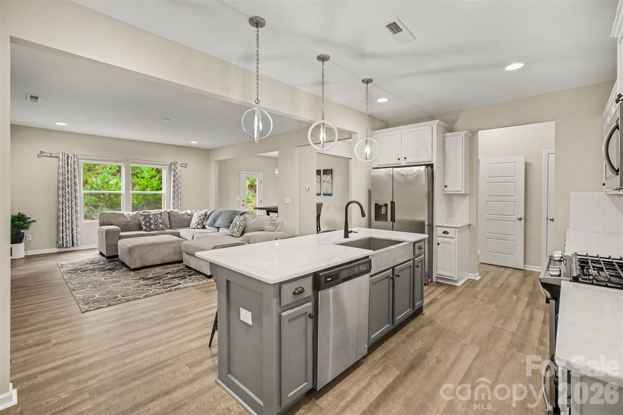 1138 Streamside Lane — York