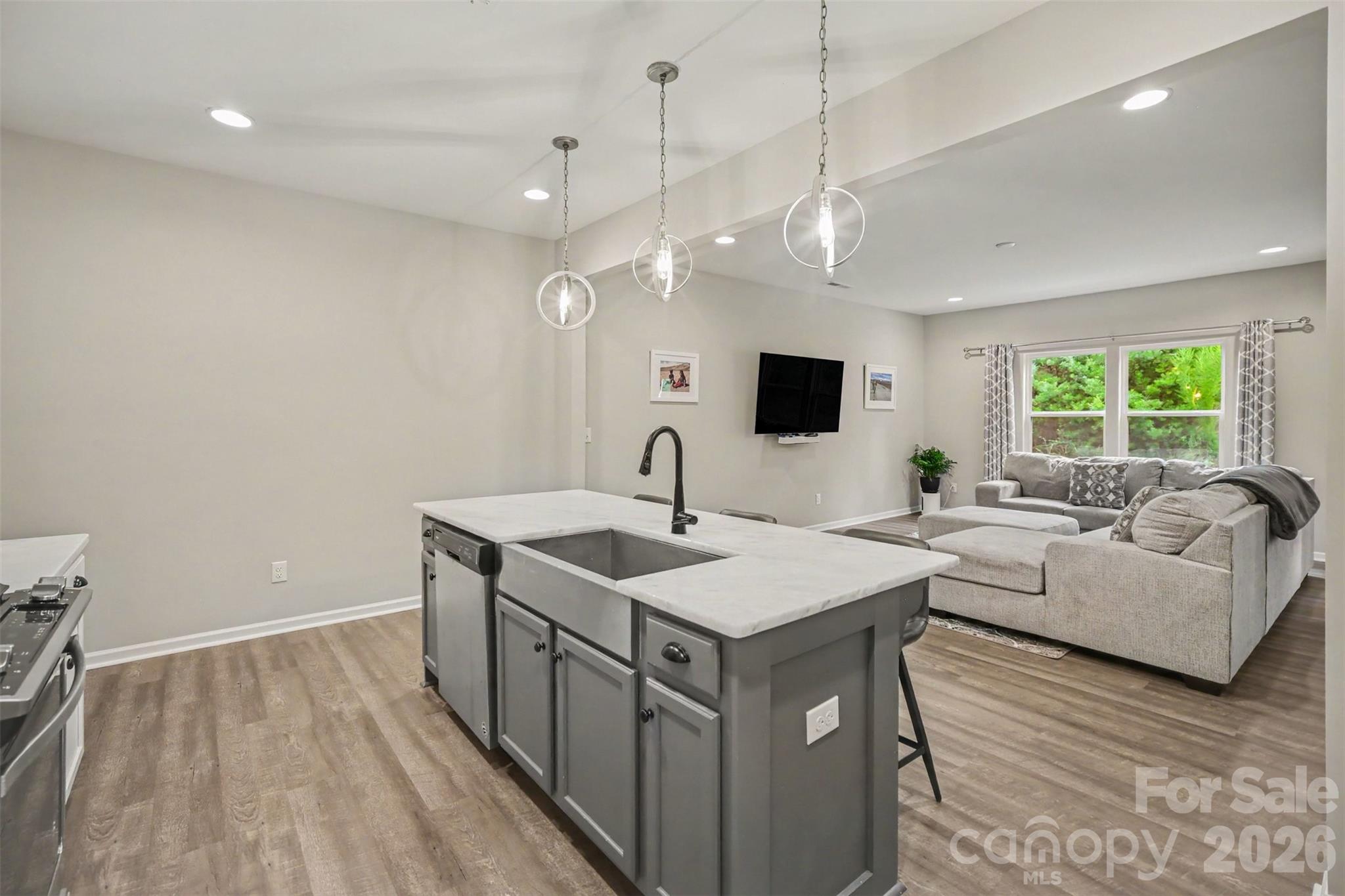 1138 Streamside Lane — York