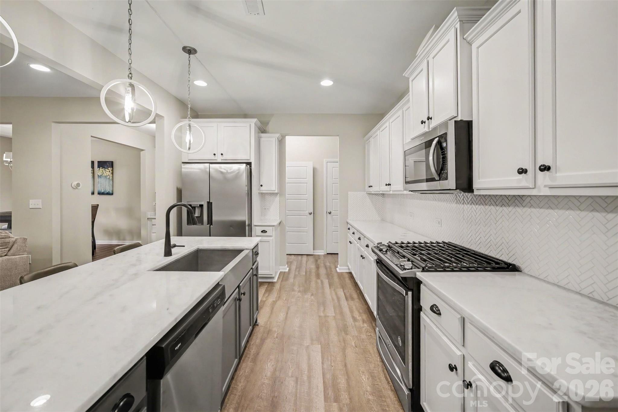 1138 Streamside Lane — York