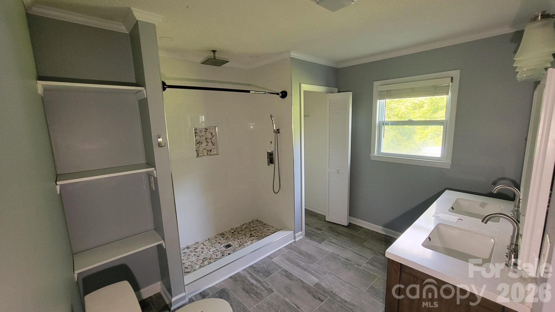 228 Tot Dellinger Road — Cherryville