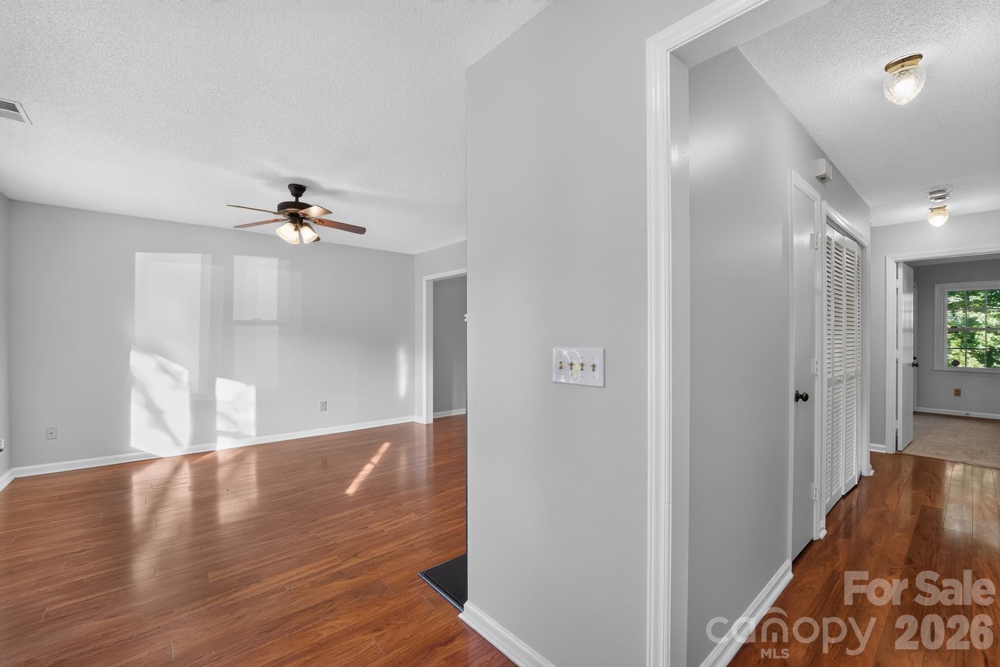 8316 Summerglen Circle — Charlotte