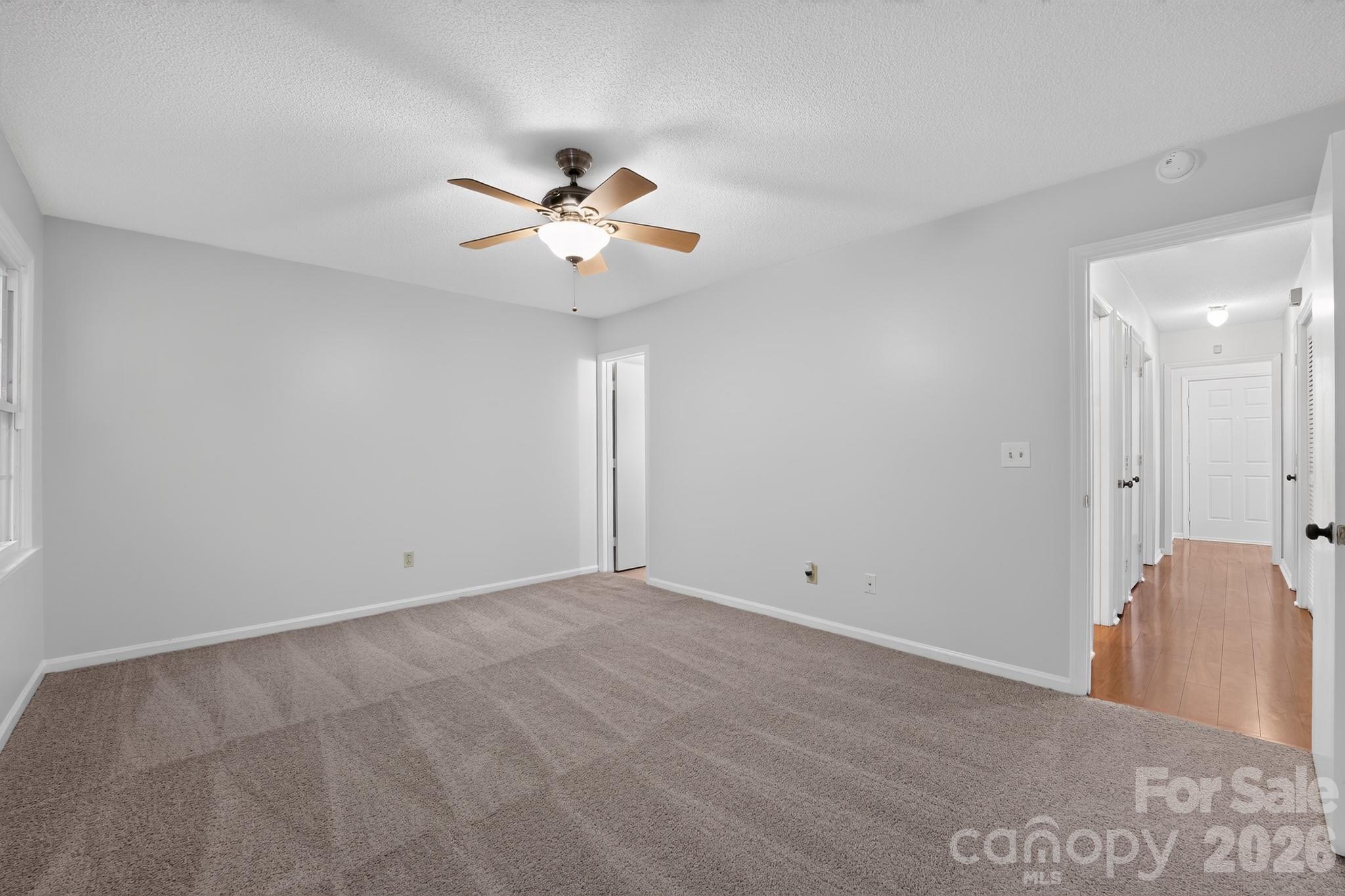 8316 Summerglen Circle — Charlotte