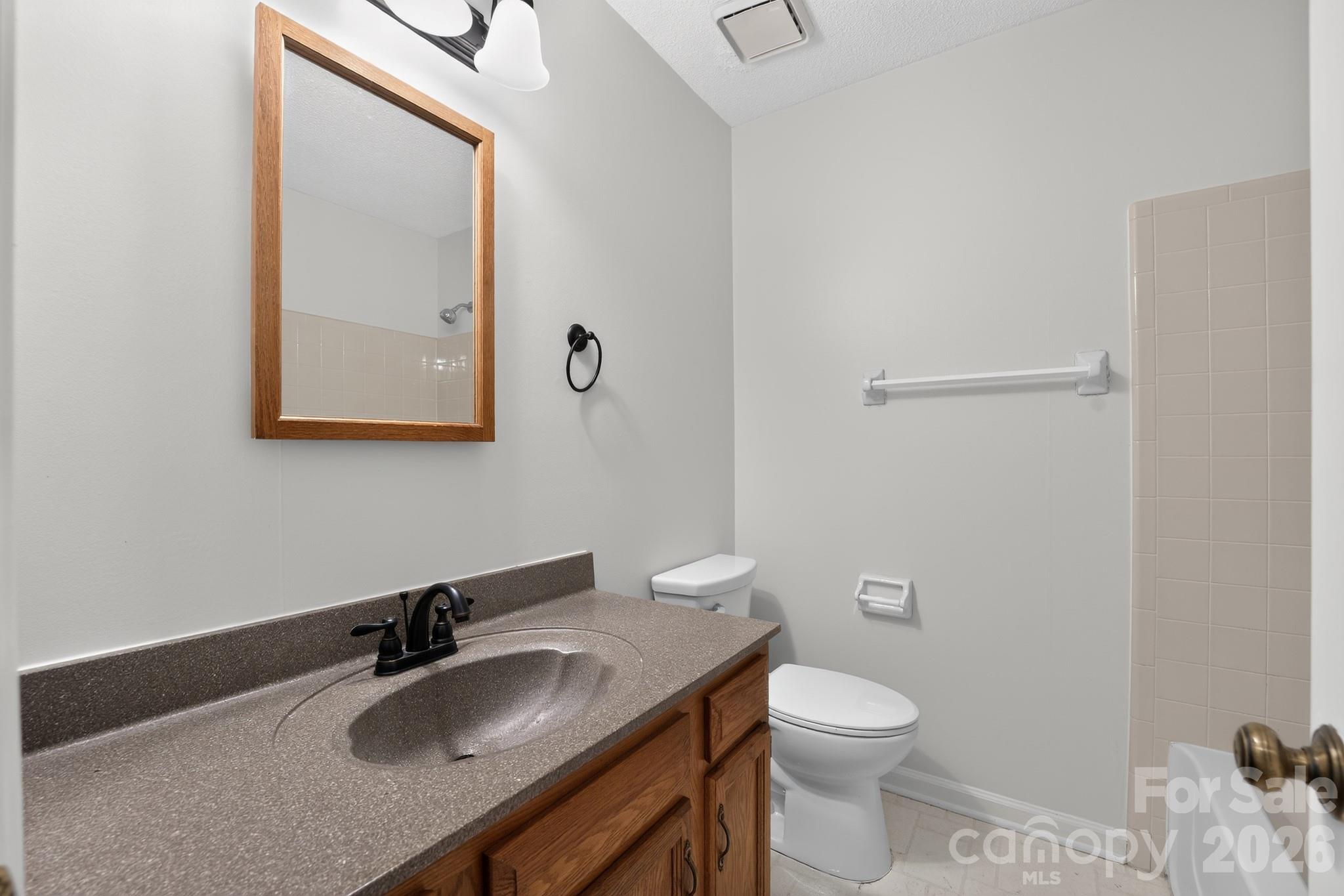 8316 Summerglen Circle — Charlotte
