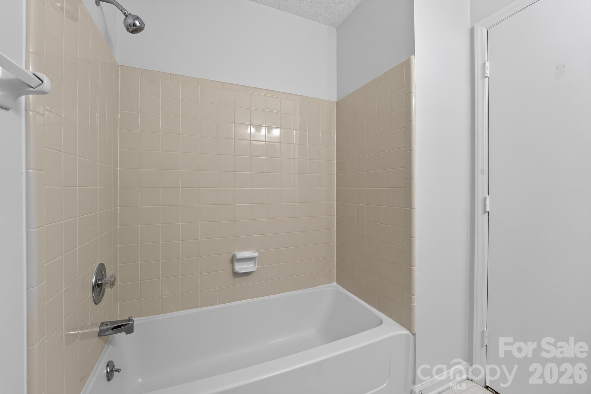 8316 Summerglen Circle — Charlotte