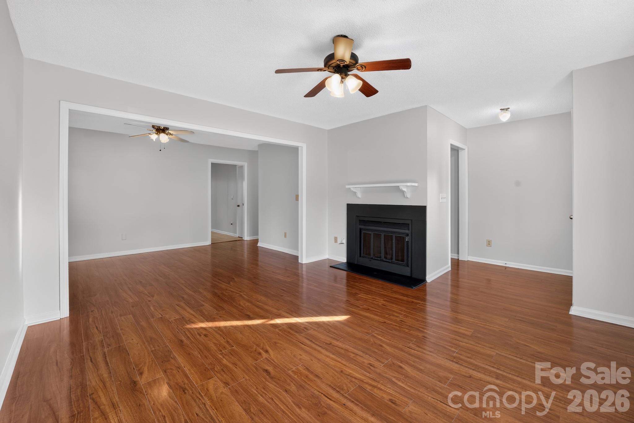 8316 Summerglen Circle — Charlotte