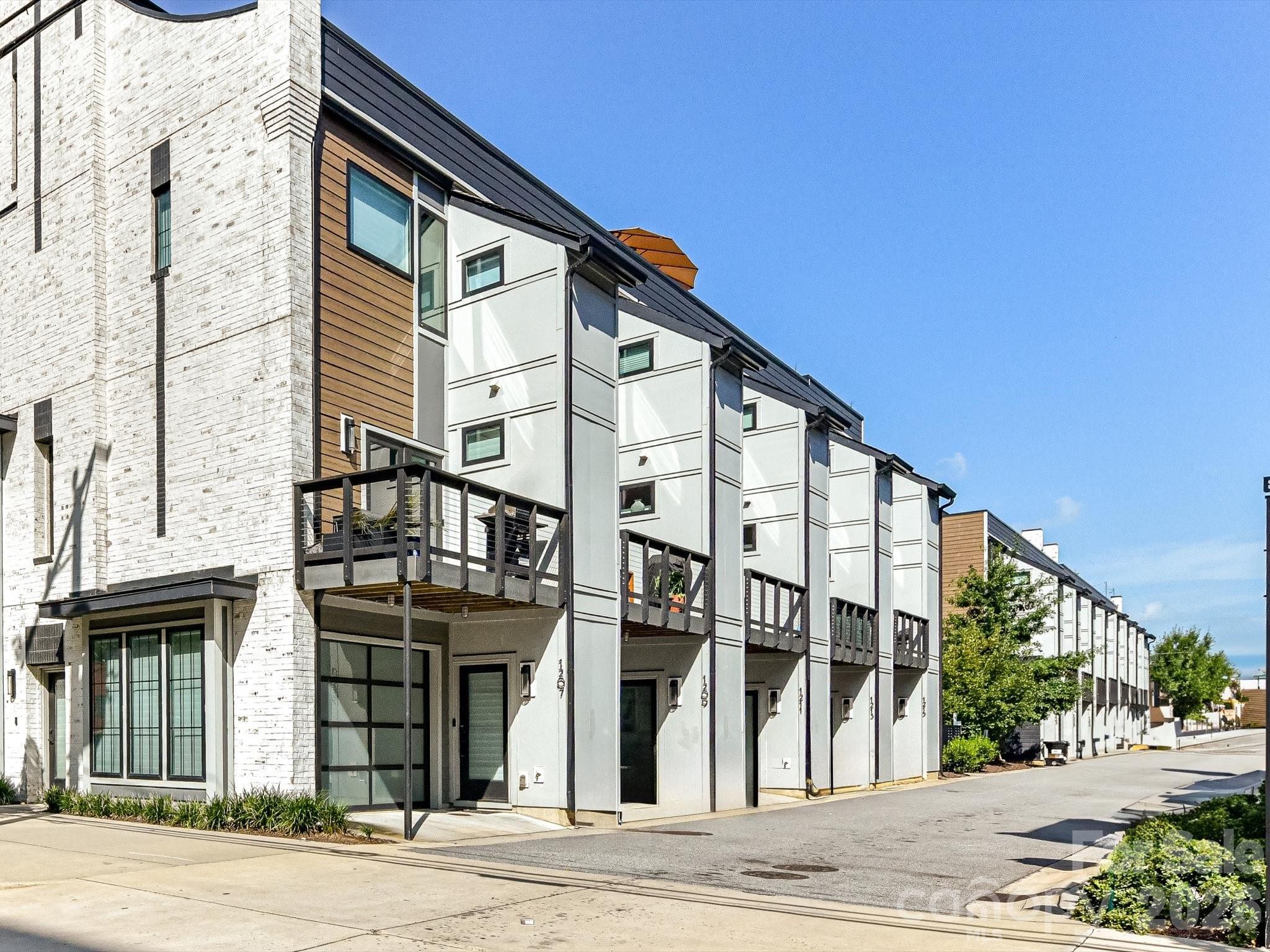 1229 Minter Place — Charlotte