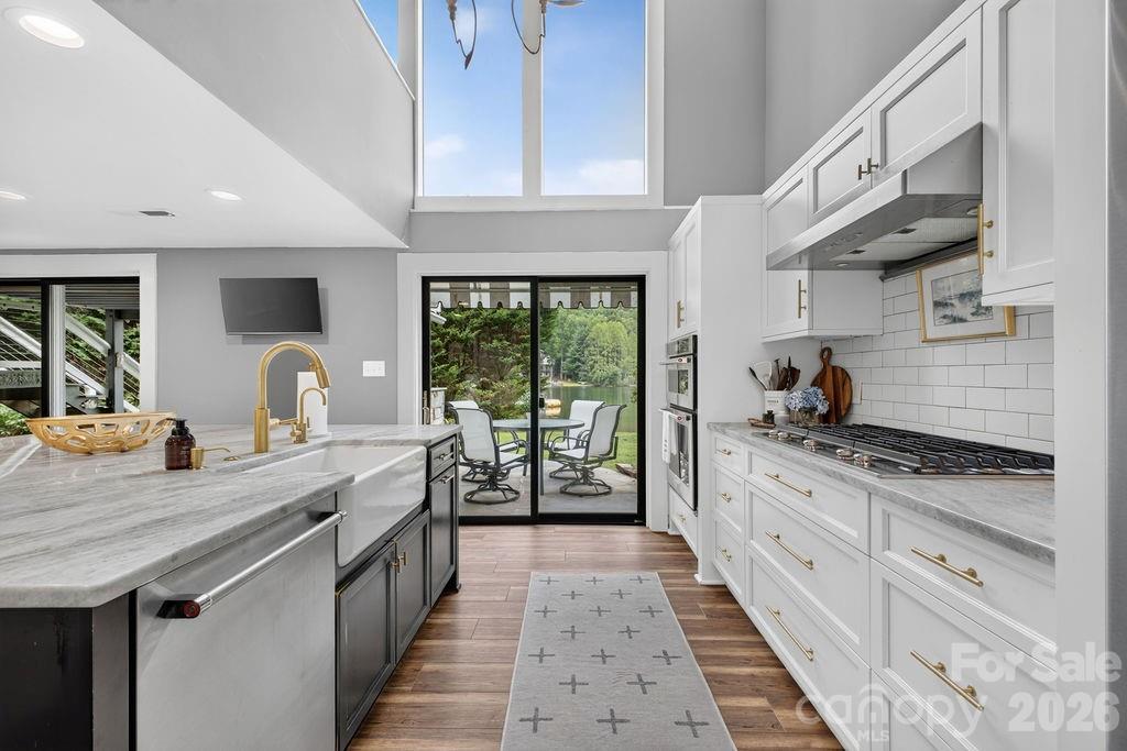 865 Haven Drive — Saluda