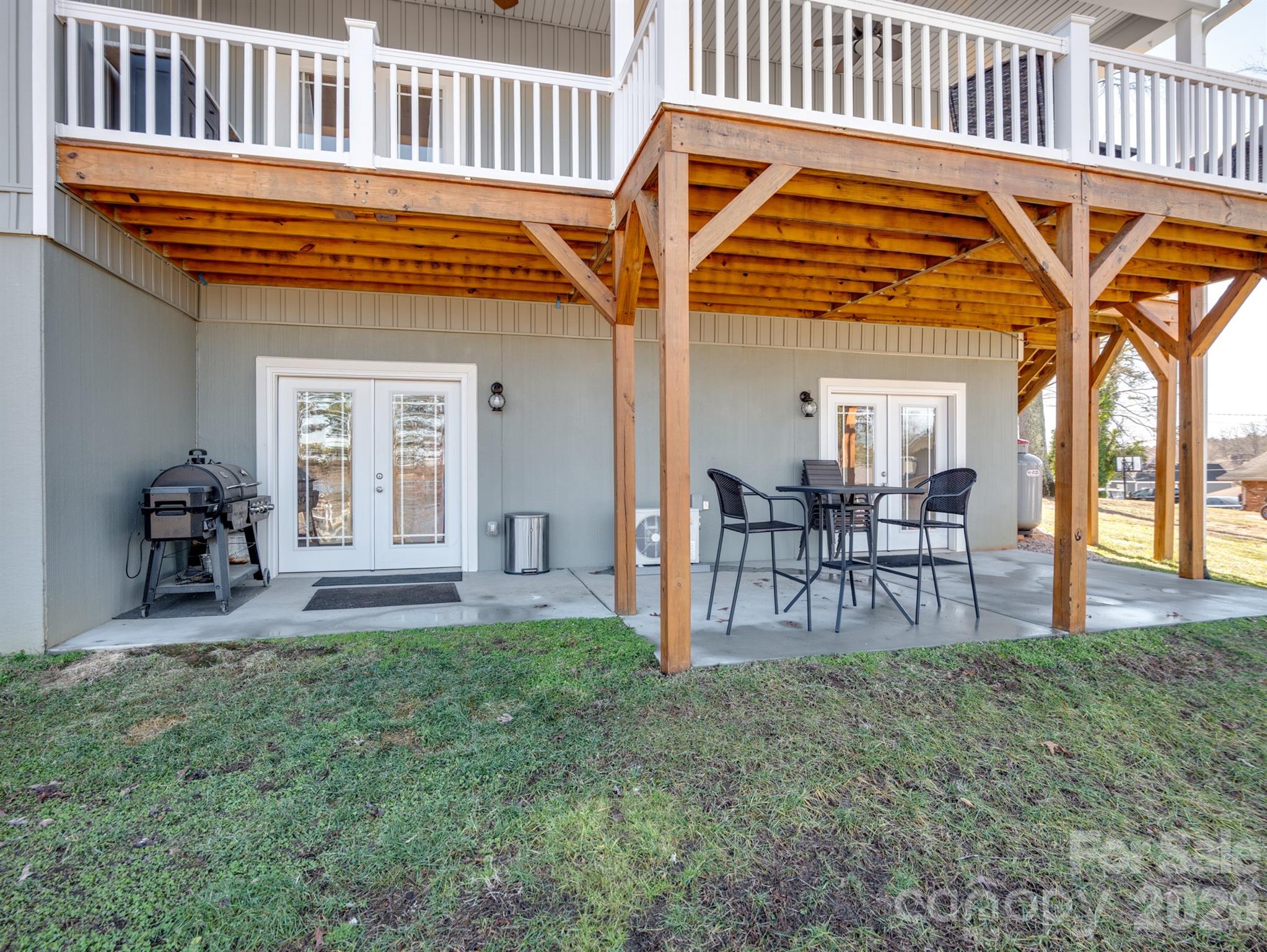 9464 Riviera Drive — Sherrills Ford