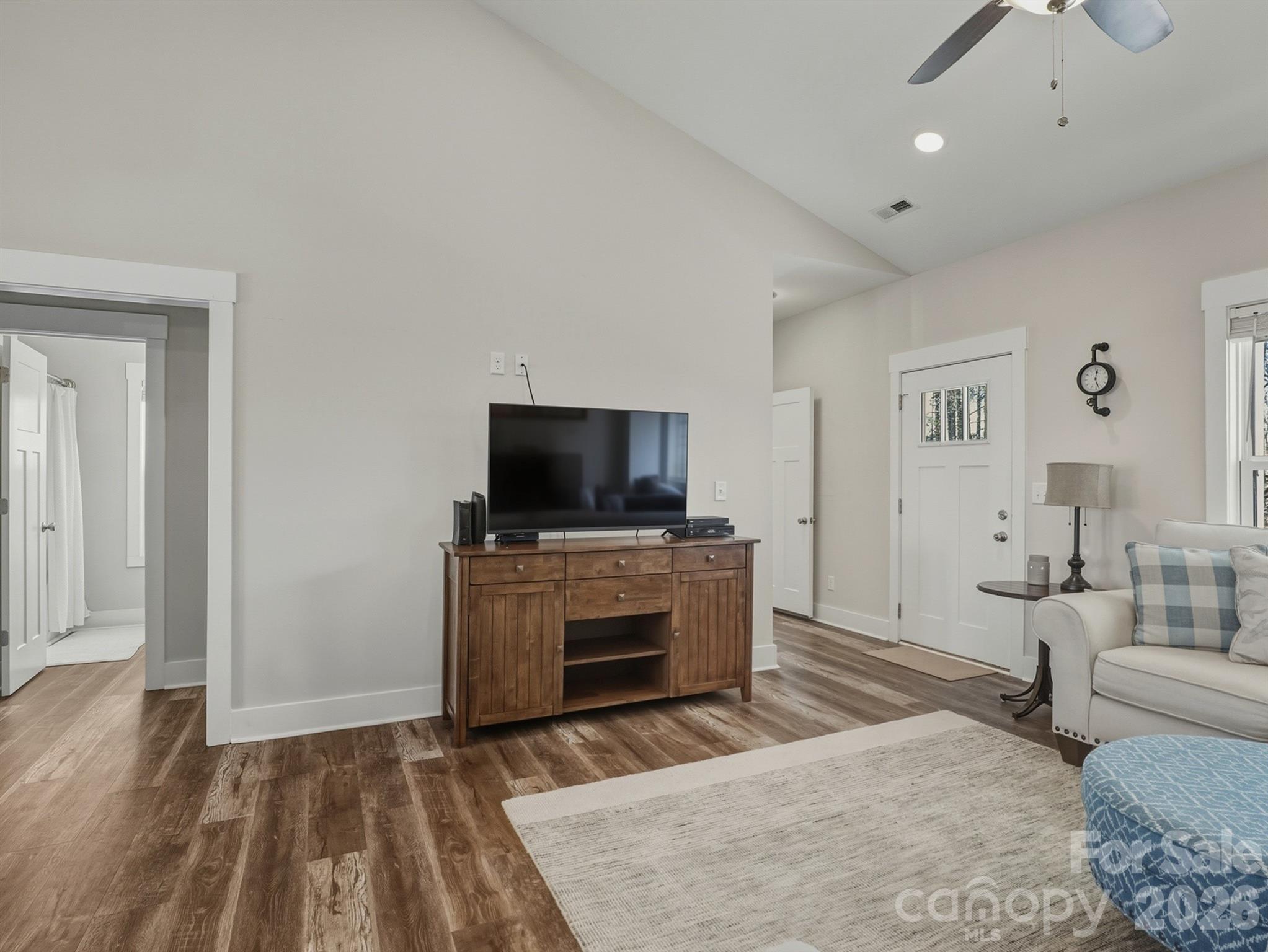 9464 Riviera Drive — Sherrills Ford