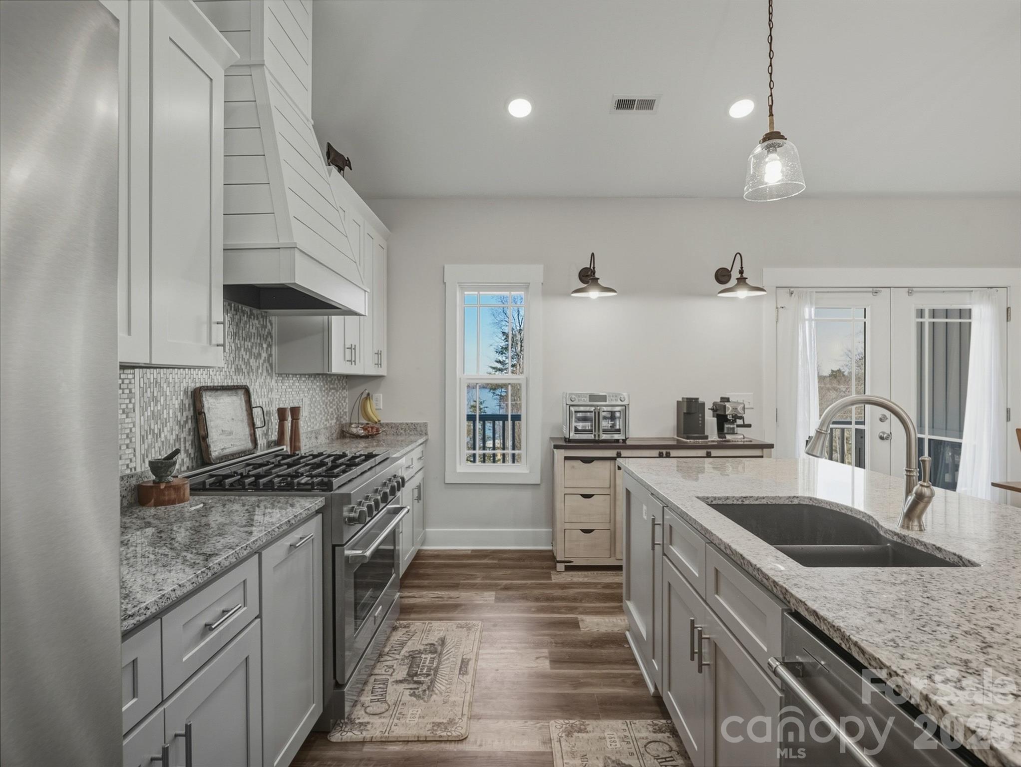 9464 Riviera Drive — Sherrills Ford