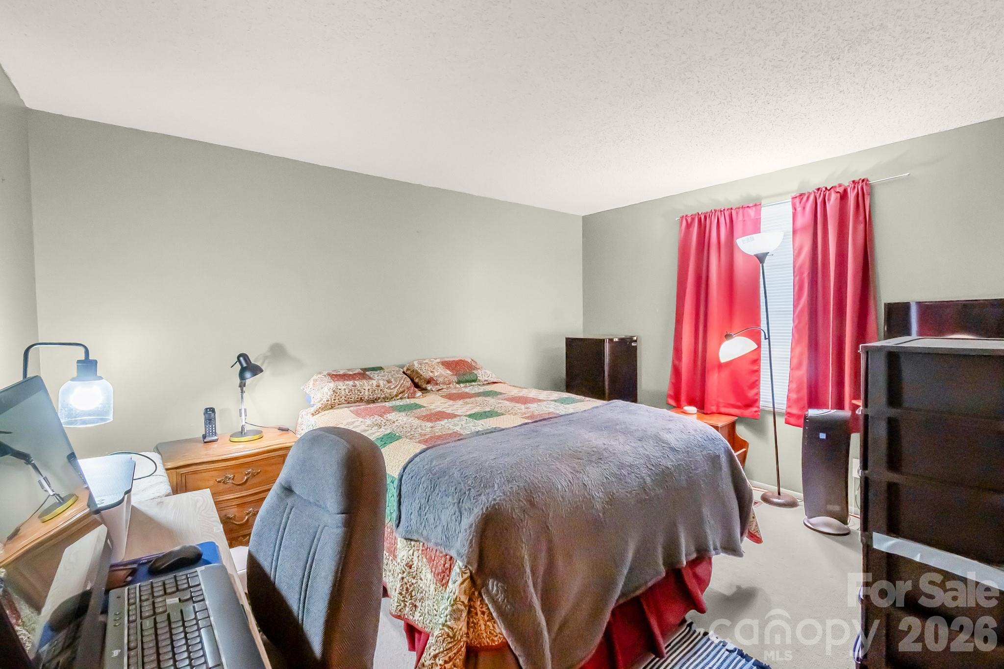 6204 Turtle Neck Lane — Charlotte