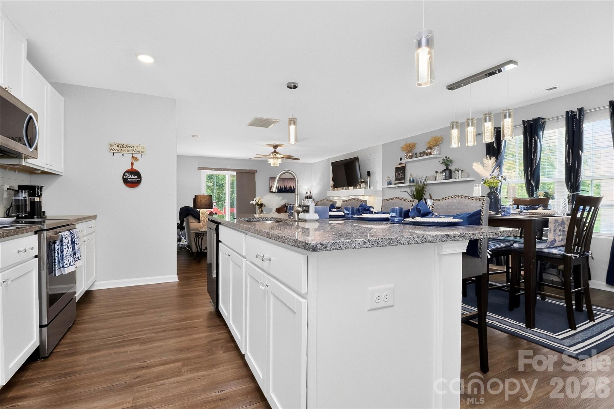 1051 Ava Trail Lane — Clover