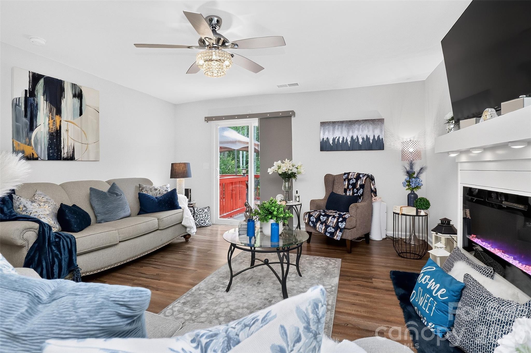 1051 Ava Trail Lane — Clover