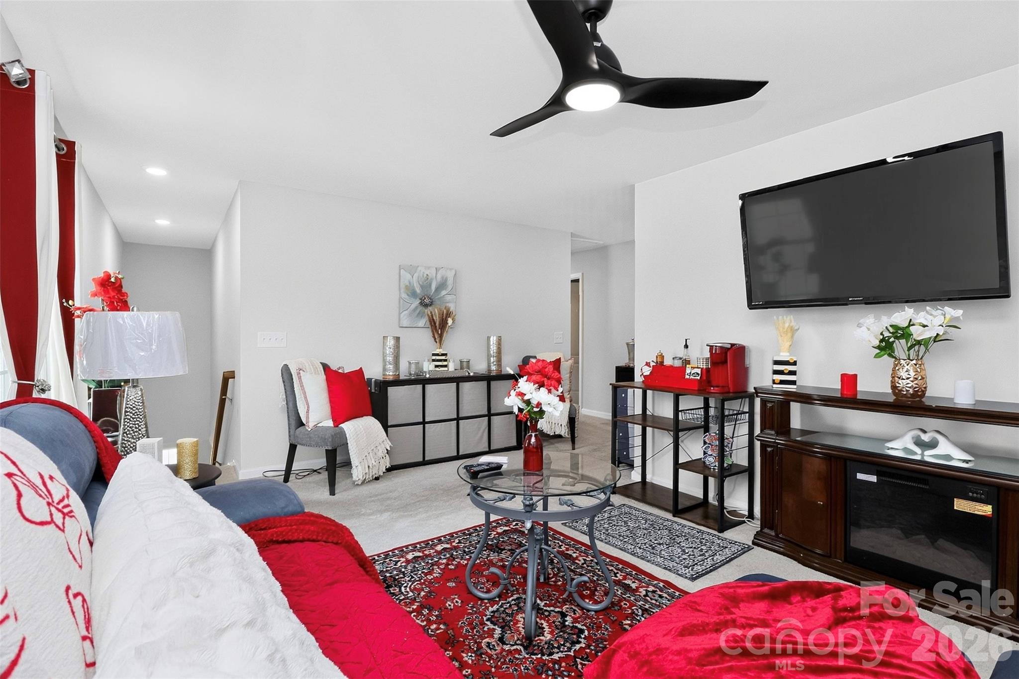 1051 Ava Trail Lane — Clover
