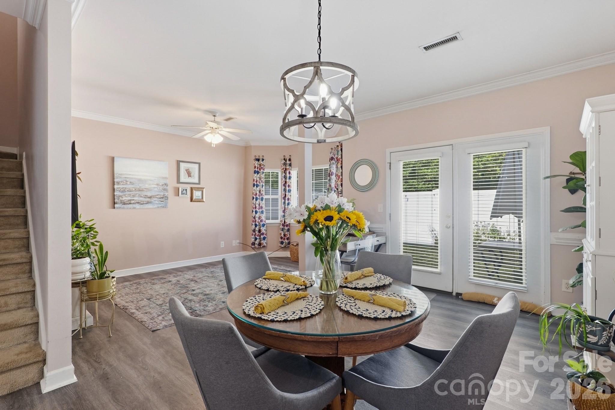 348 Valley Brook Lane SE — Concord