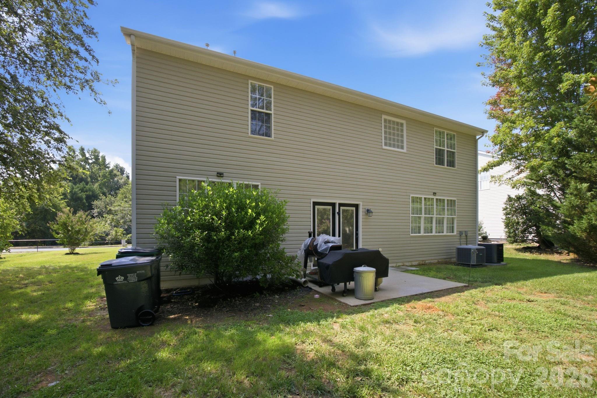 9716 Southampton Commons Drive — Charlotte