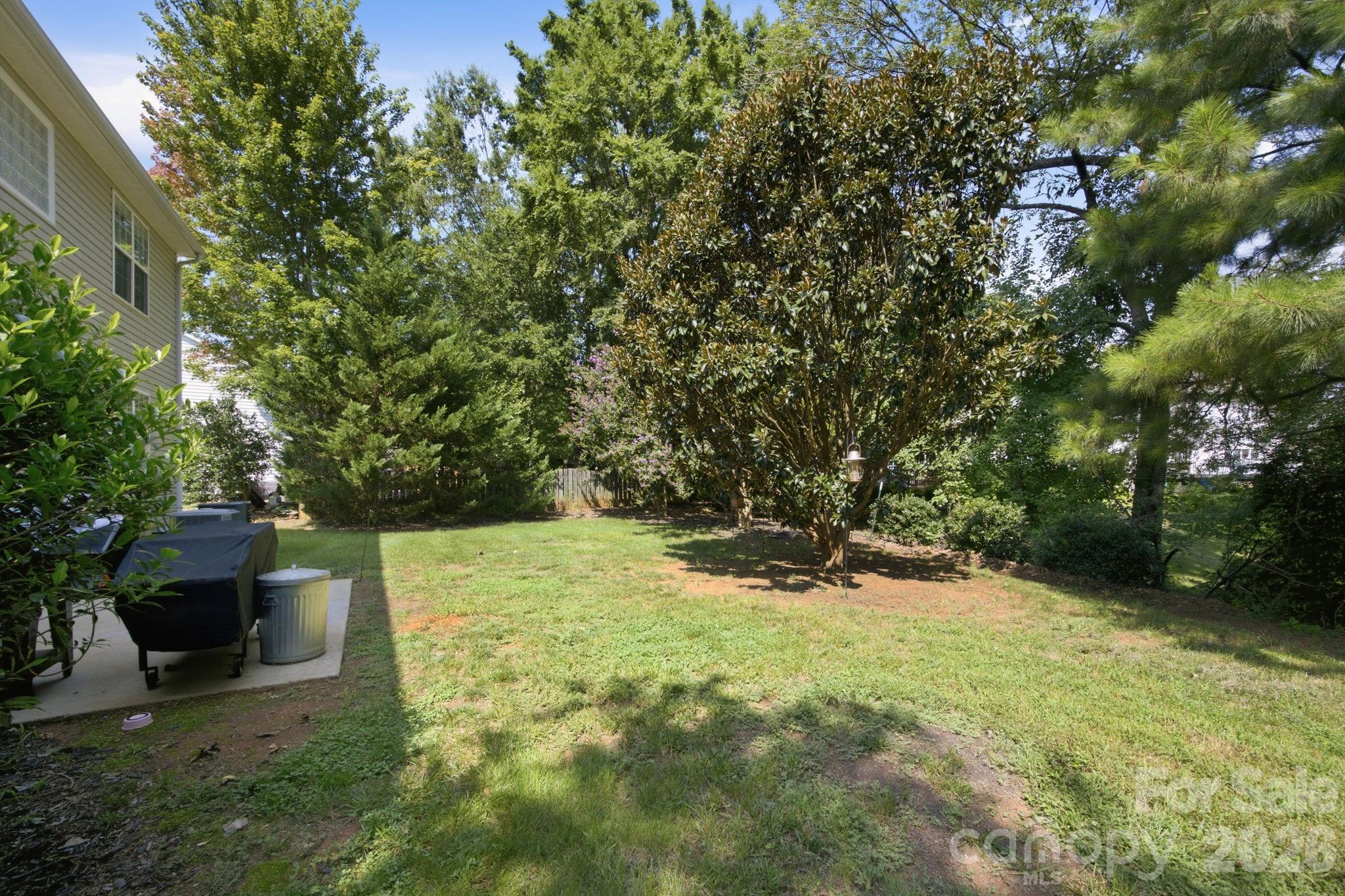 9716 Southampton Commons Drive — Charlotte