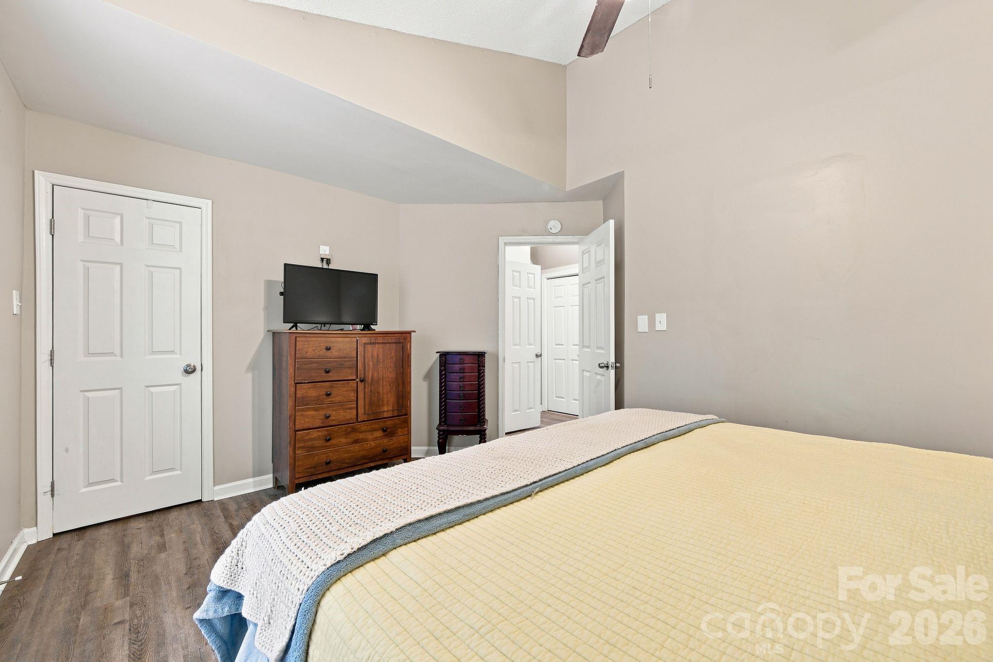11308 Clayford Ridge — Charlotte