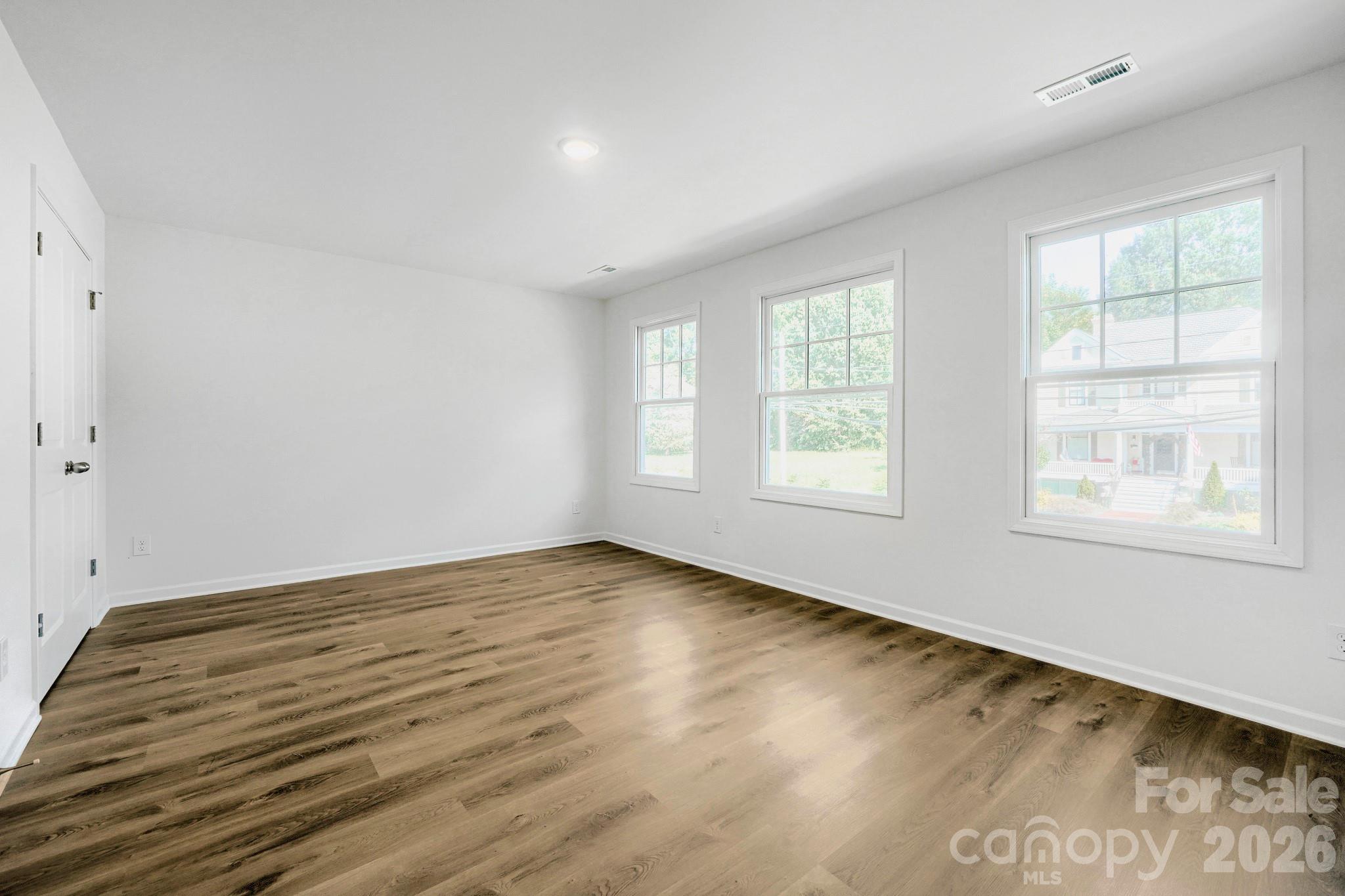 517 W Front Street — Statesville