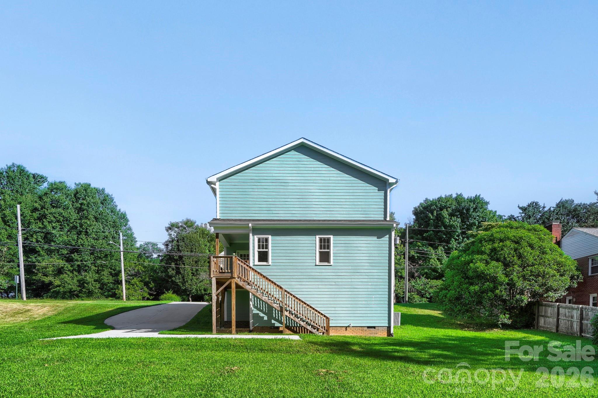 517 W Front Street — Statesville